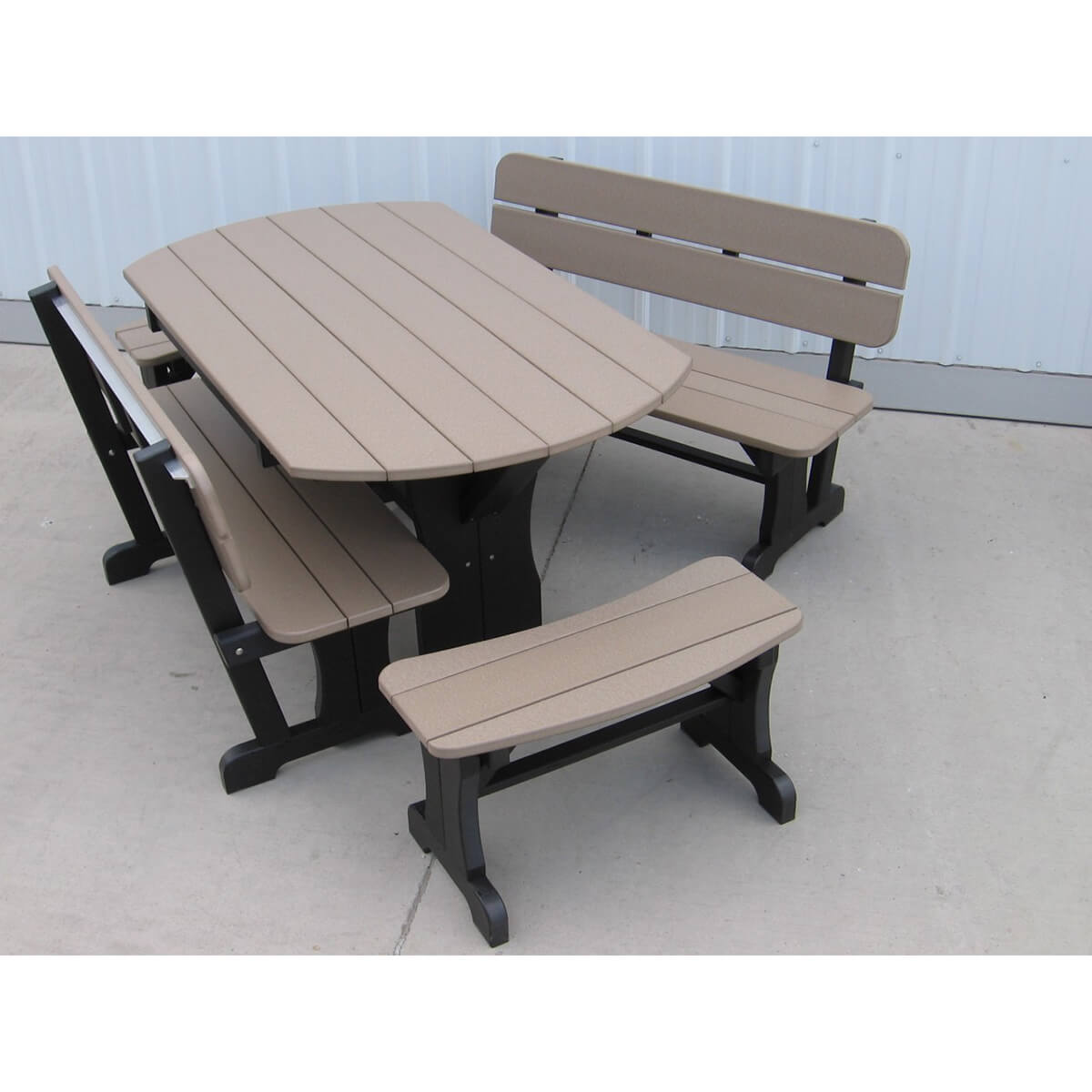 Read more about the article 5 Foot Oval Table with Benches